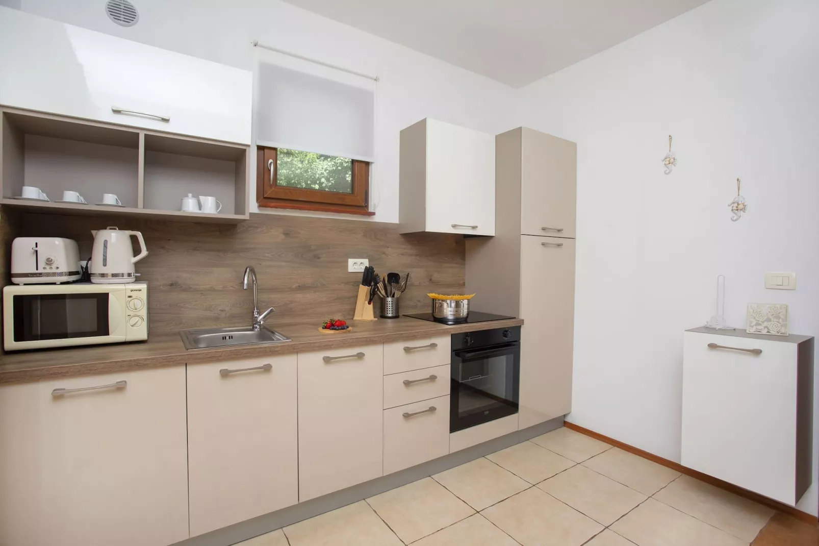 Casa Deborah with Private Pool-Kitchen