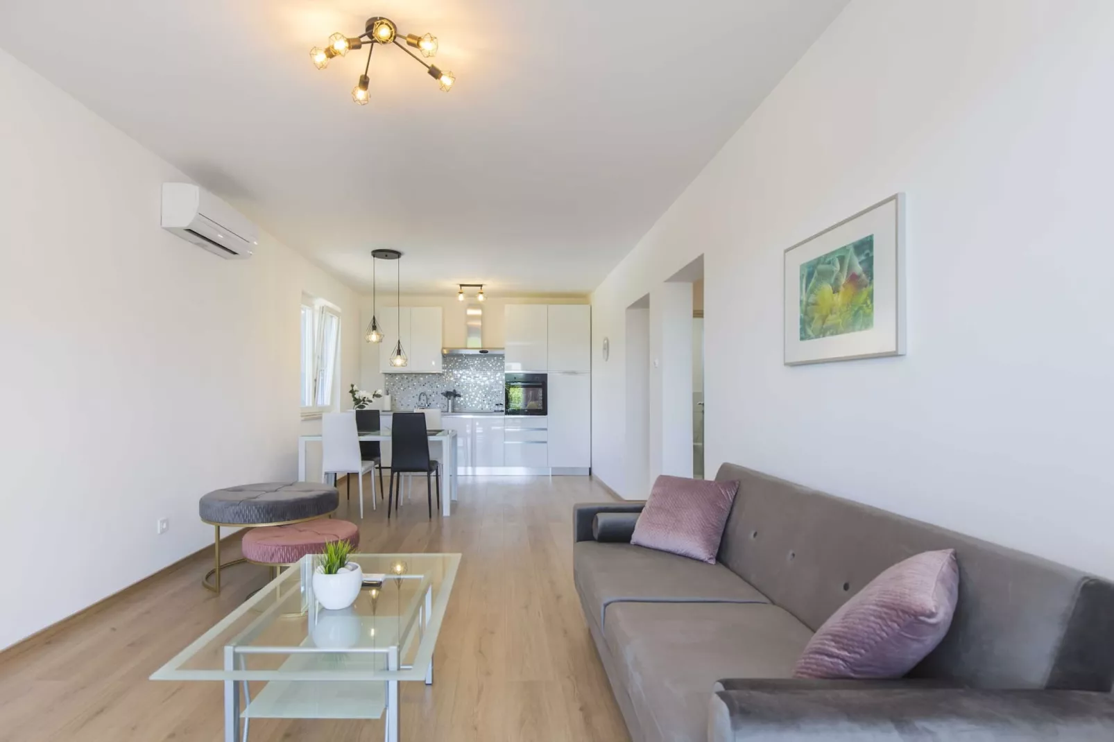 Apartment Mirna with Pool and Lovely Garden-Living room