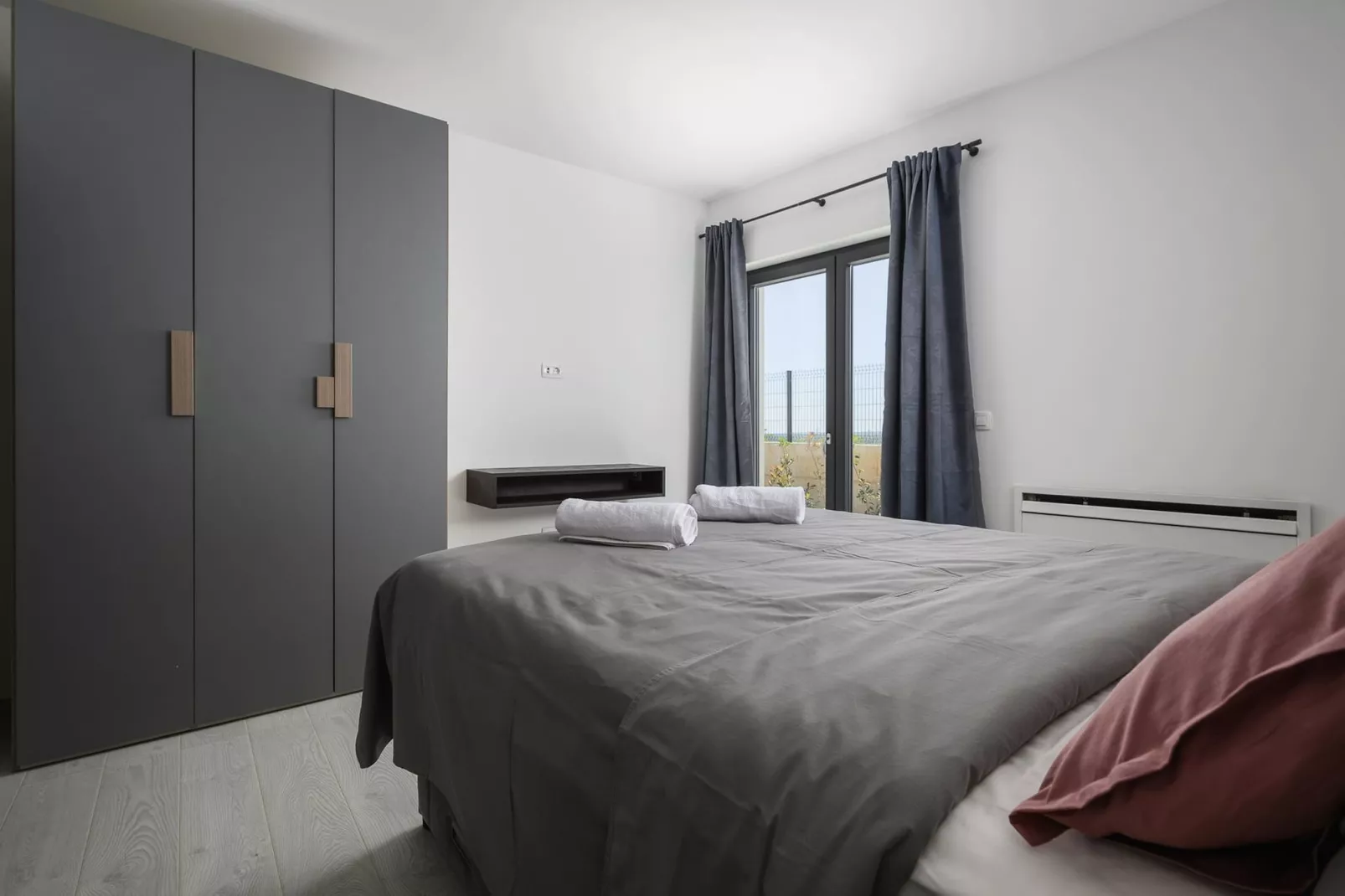 Villa de la Vie with Heated Swimming Pool-Bedroom