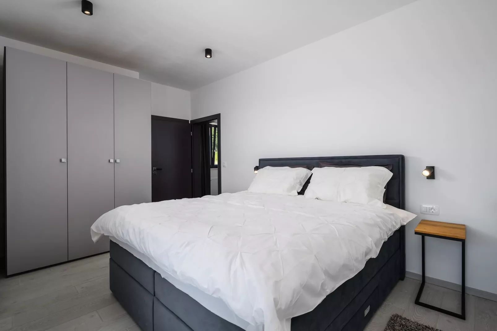 Villa de la Vie with Heated Swimming Pool-Bedroom