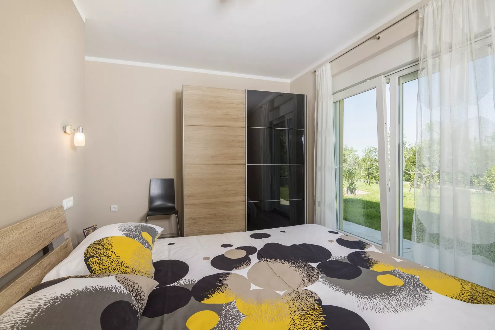Villa Land with Private Pool-Bedroom