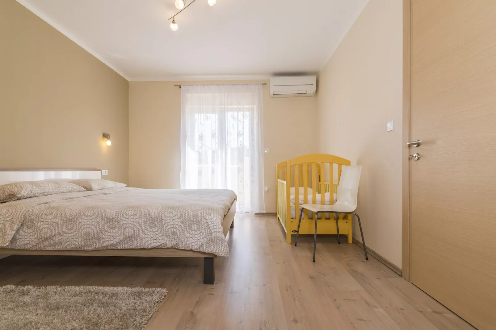 Villa Land with Private Pool-Bedroom