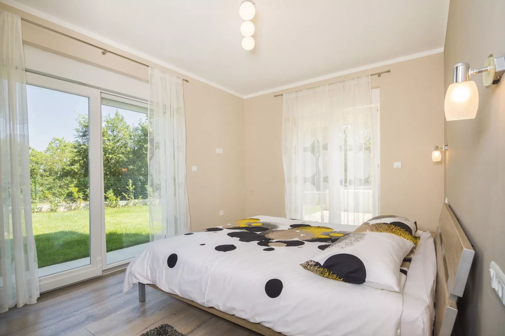 Villa Land with Private Pool-Bedroom