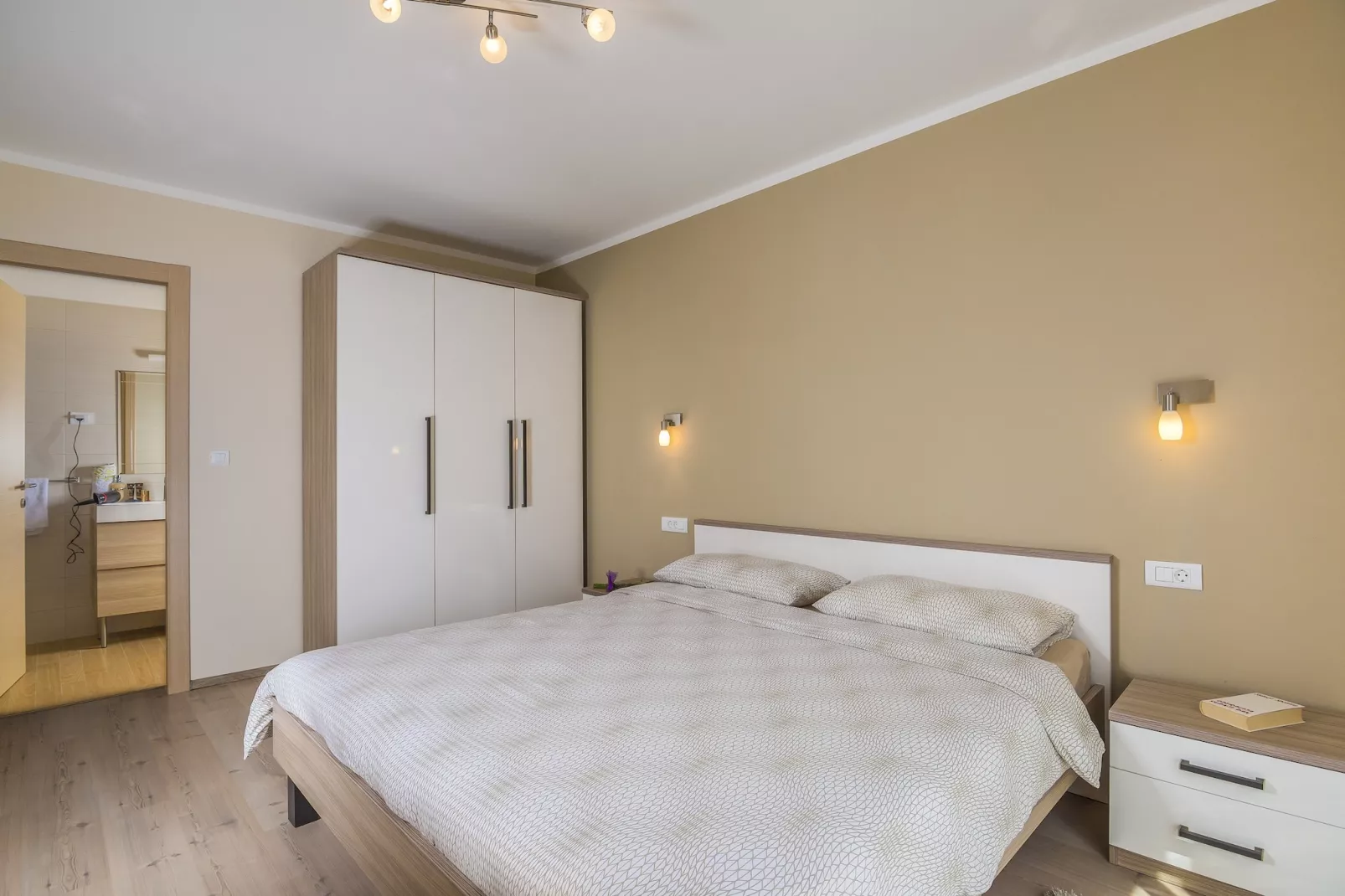 Villa Land with Private Pool-Bedroom