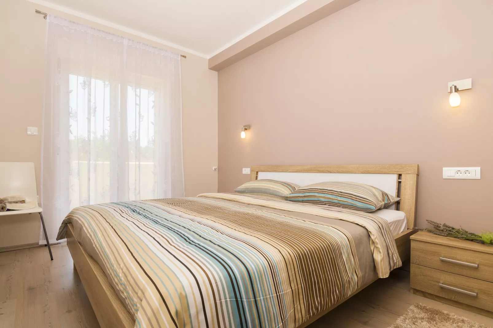 Villa Land with Private Pool-Bedroom