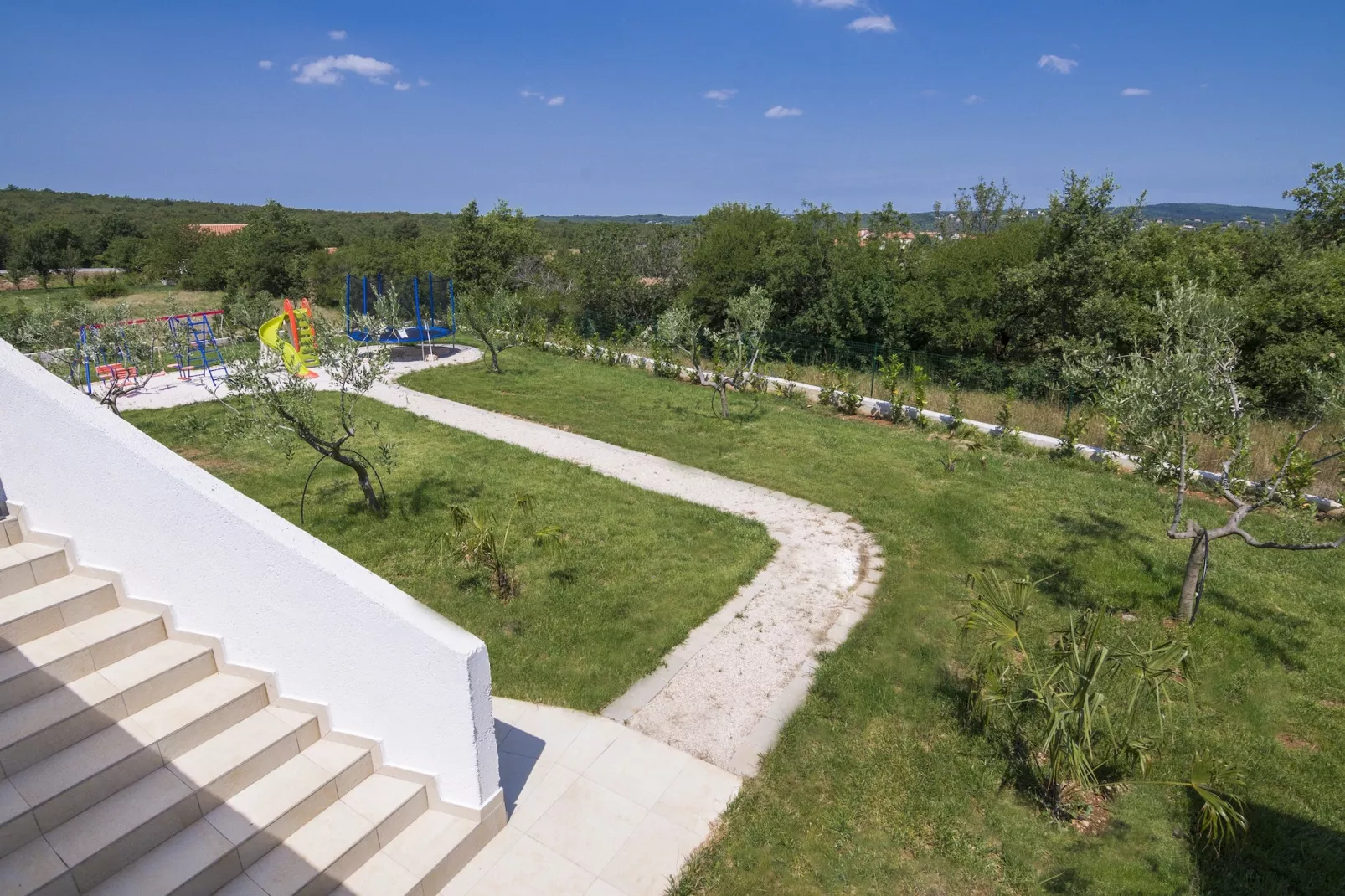 Villa Land with Private Pool-Gardens summer