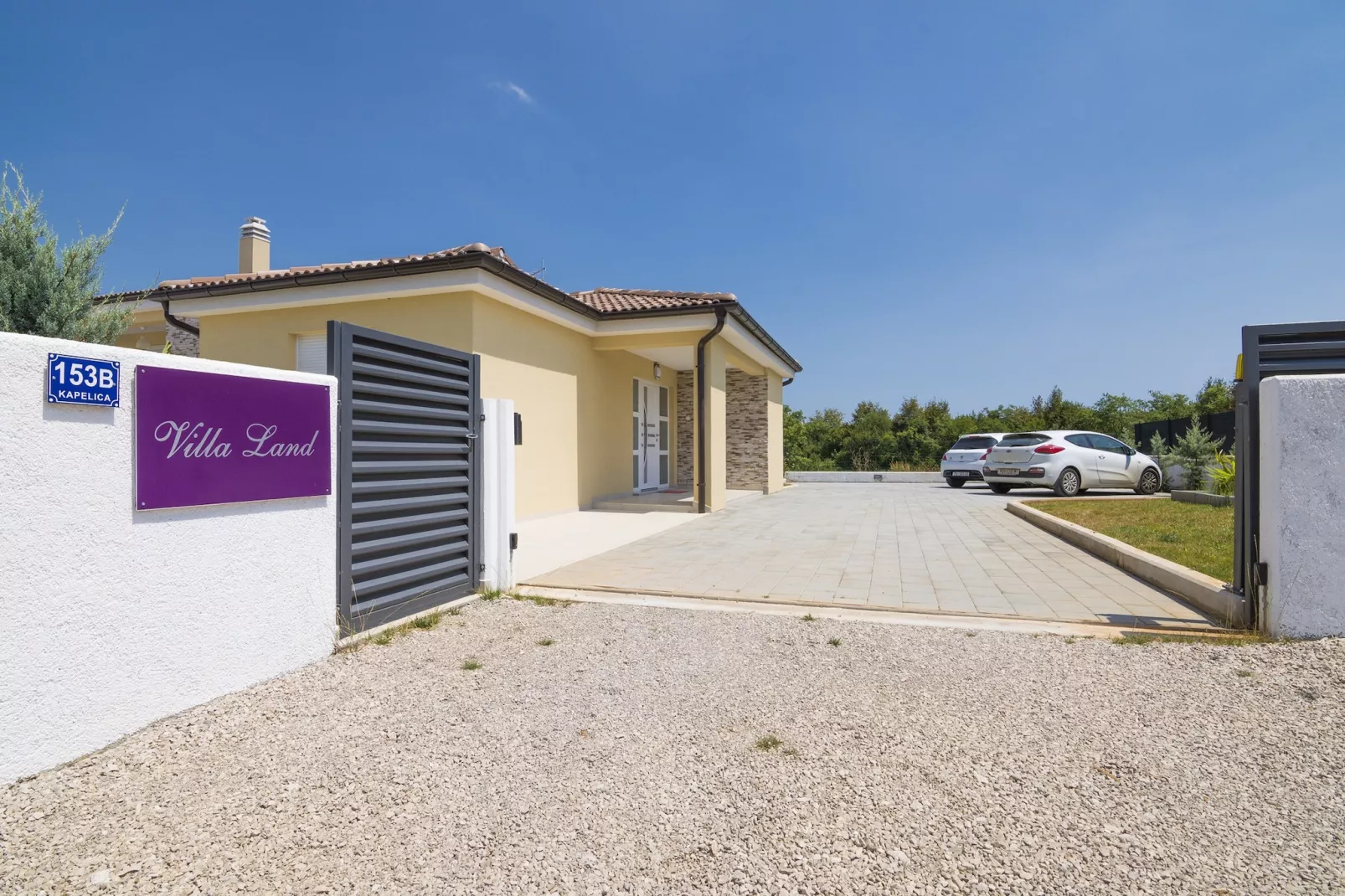Villa Land with Private Pool-Outdoor
