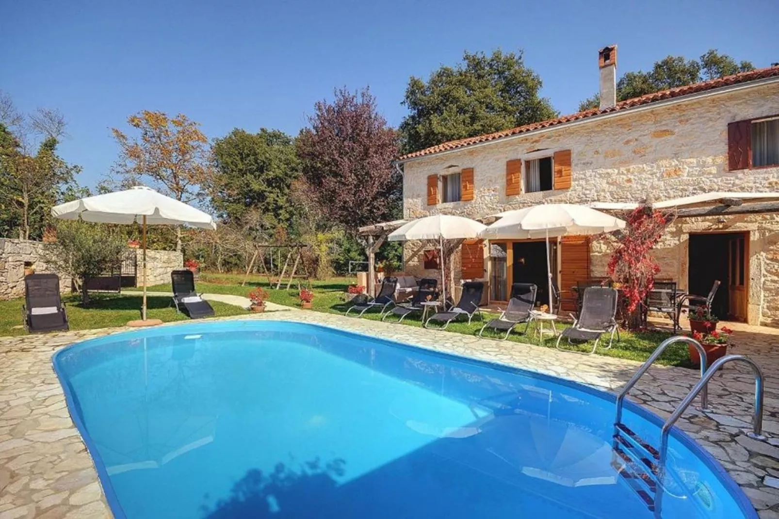 Villa Katherine with Pool and Game Room-Exterior summer