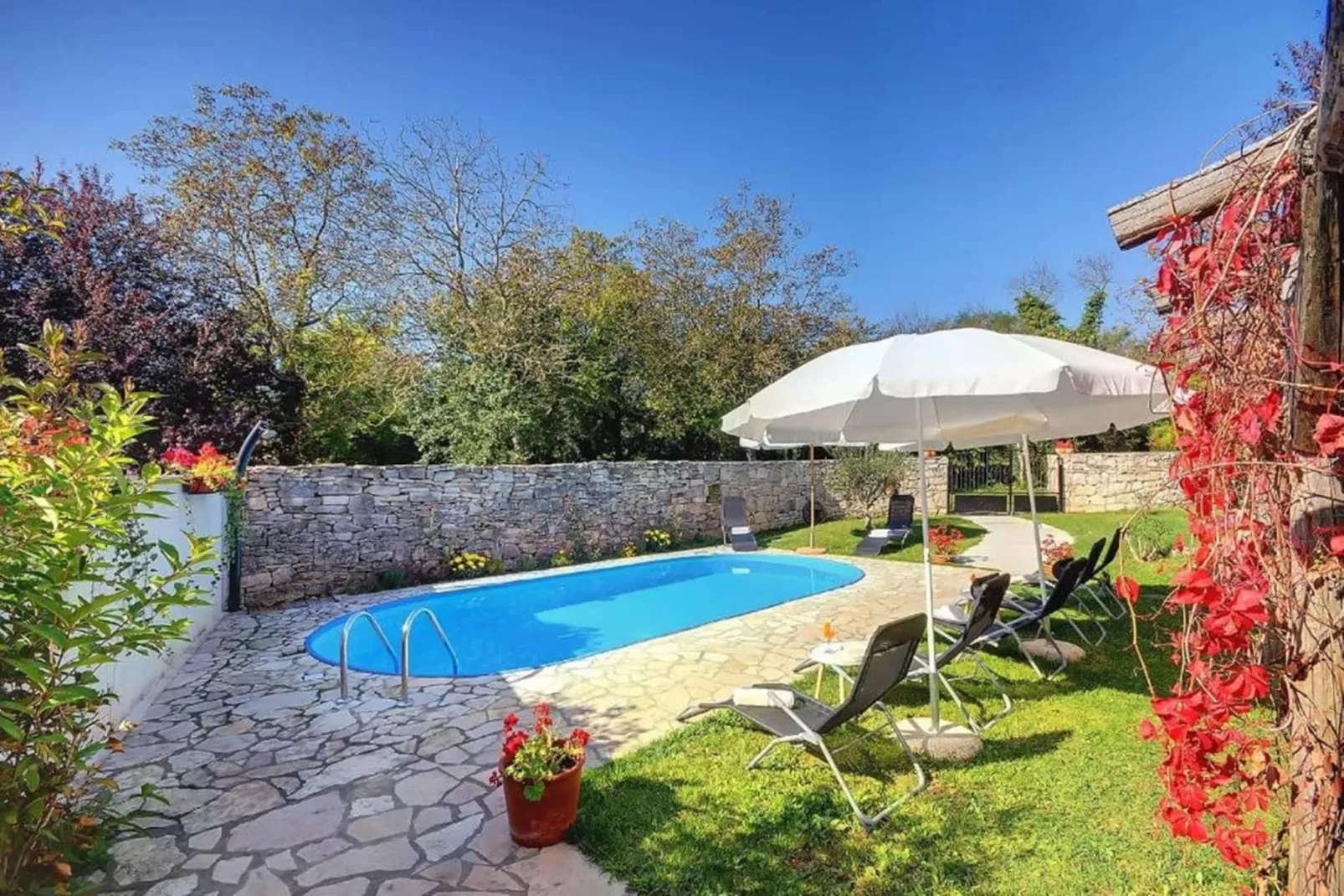Villa Katherine with Pool and Game Room-Pool