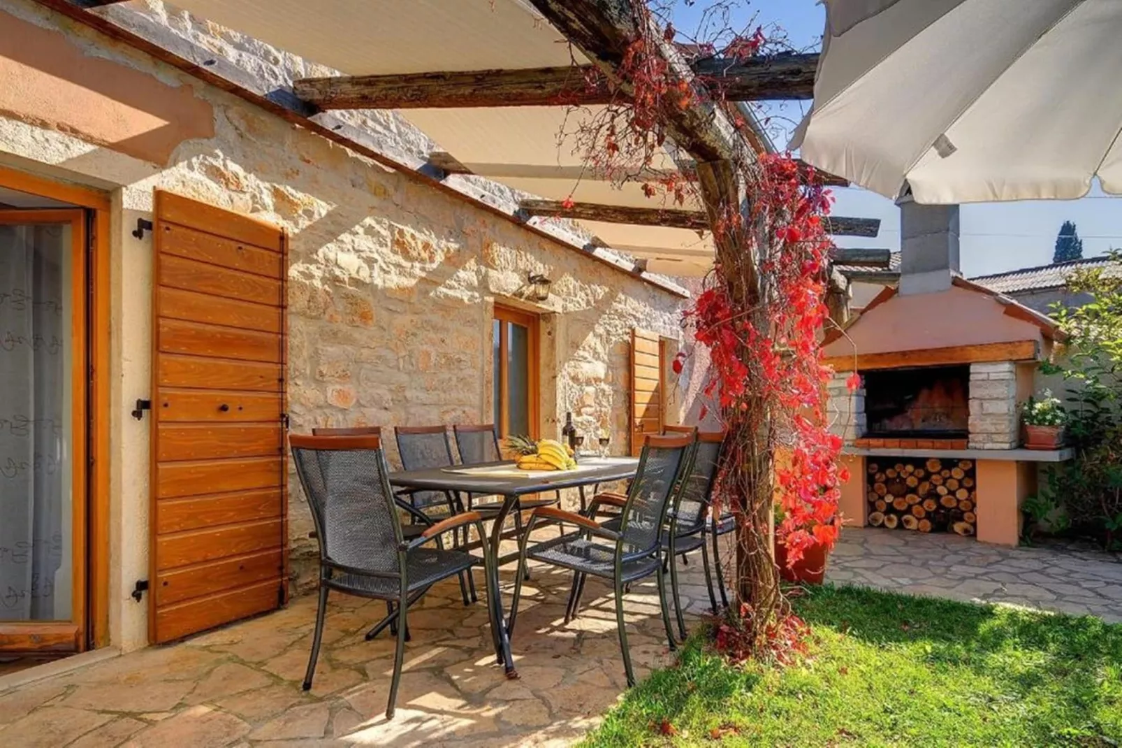 Villa Katherine with Pool and Game Room-Terrace balcony