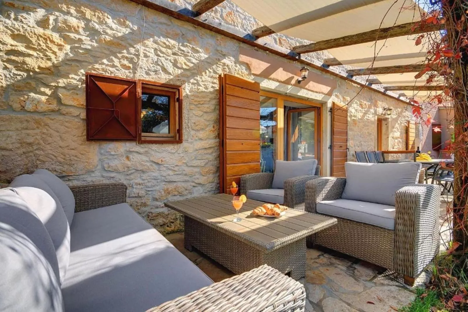 Villa Katherine with Pool and Game Room-Terrace balcony