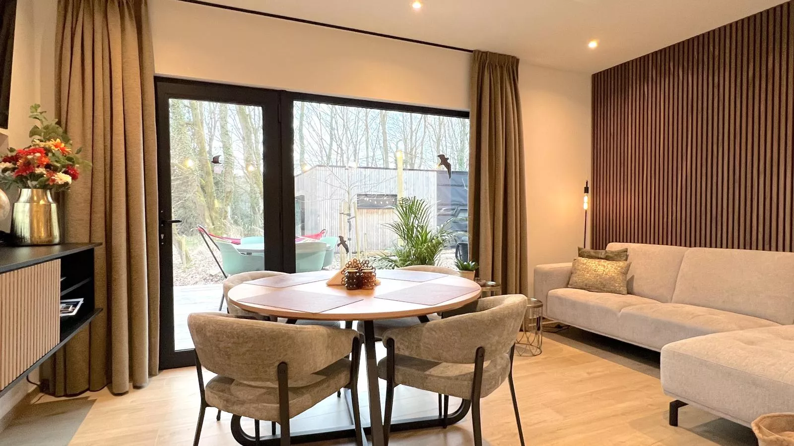 Zen en Zoet-Esszimmer
