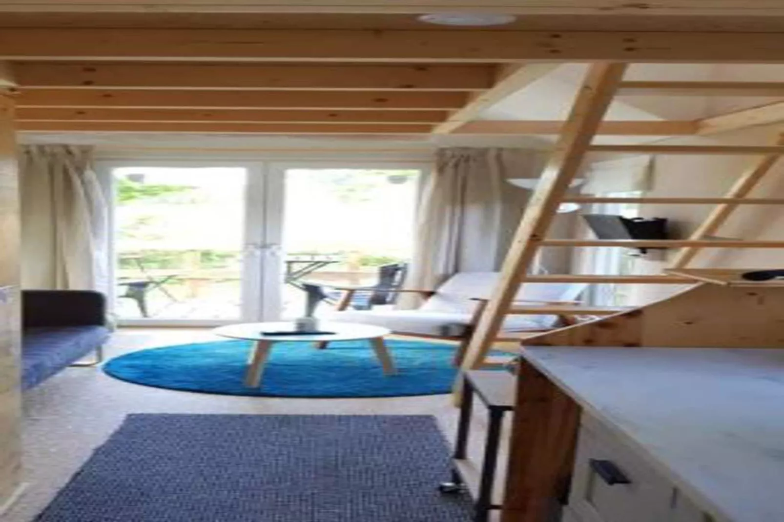 Tiny House-Living room