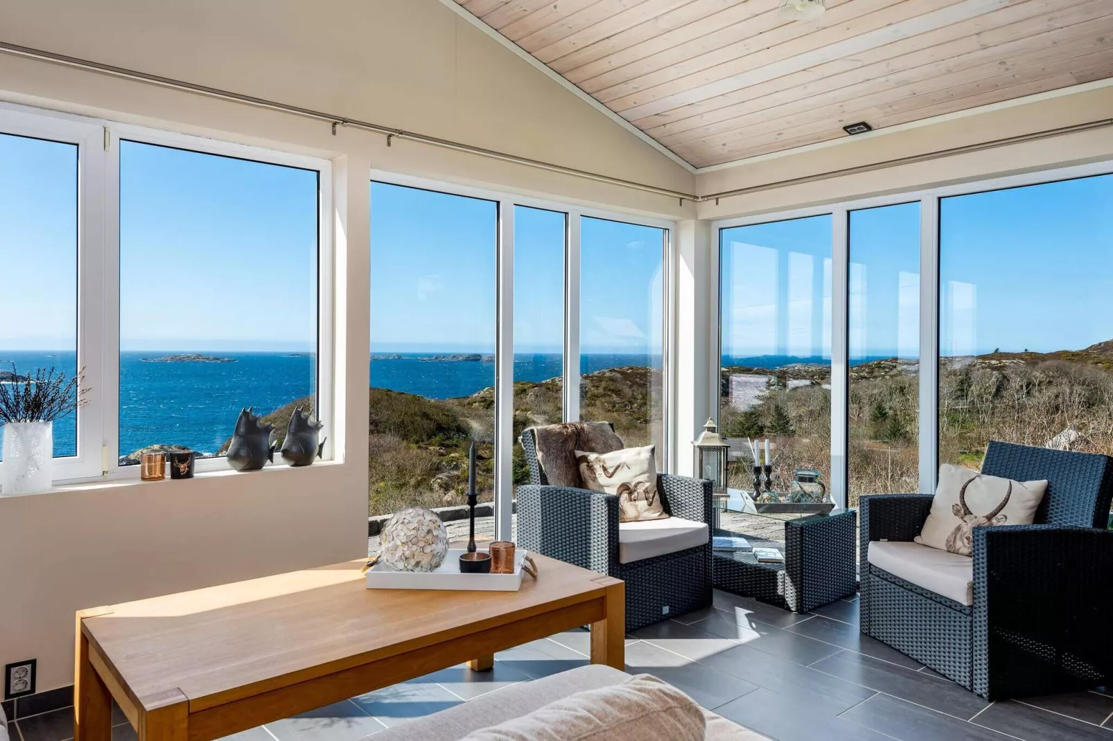 6 person holiday home in BØMLO-By Traum