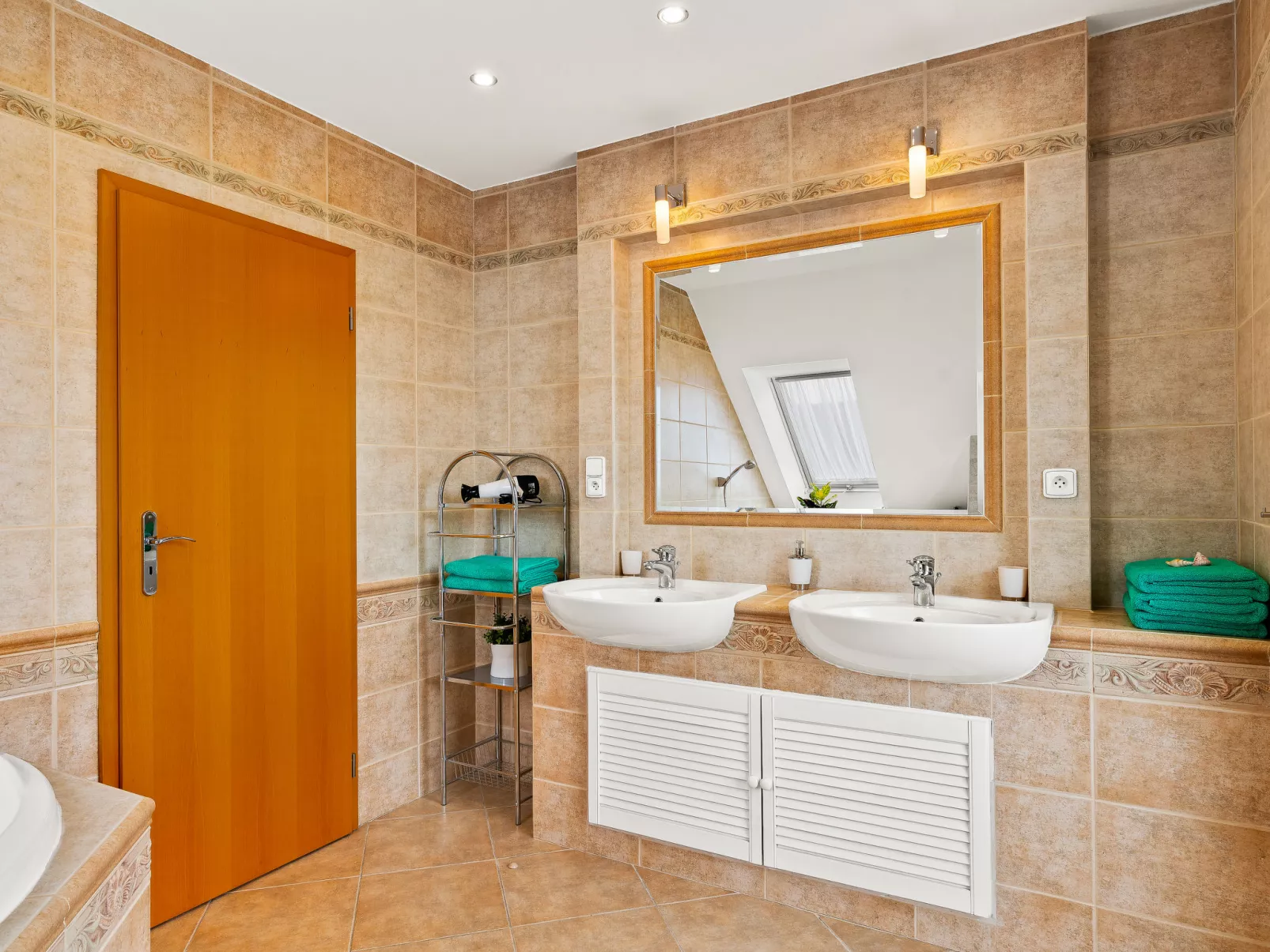 Pool & Garden Villa-Inside