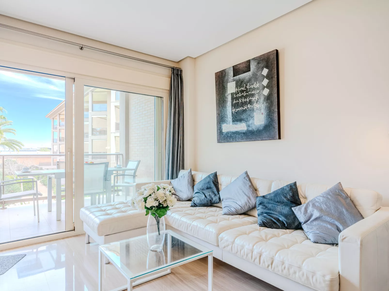 Marmara Luxury First Line-Inside