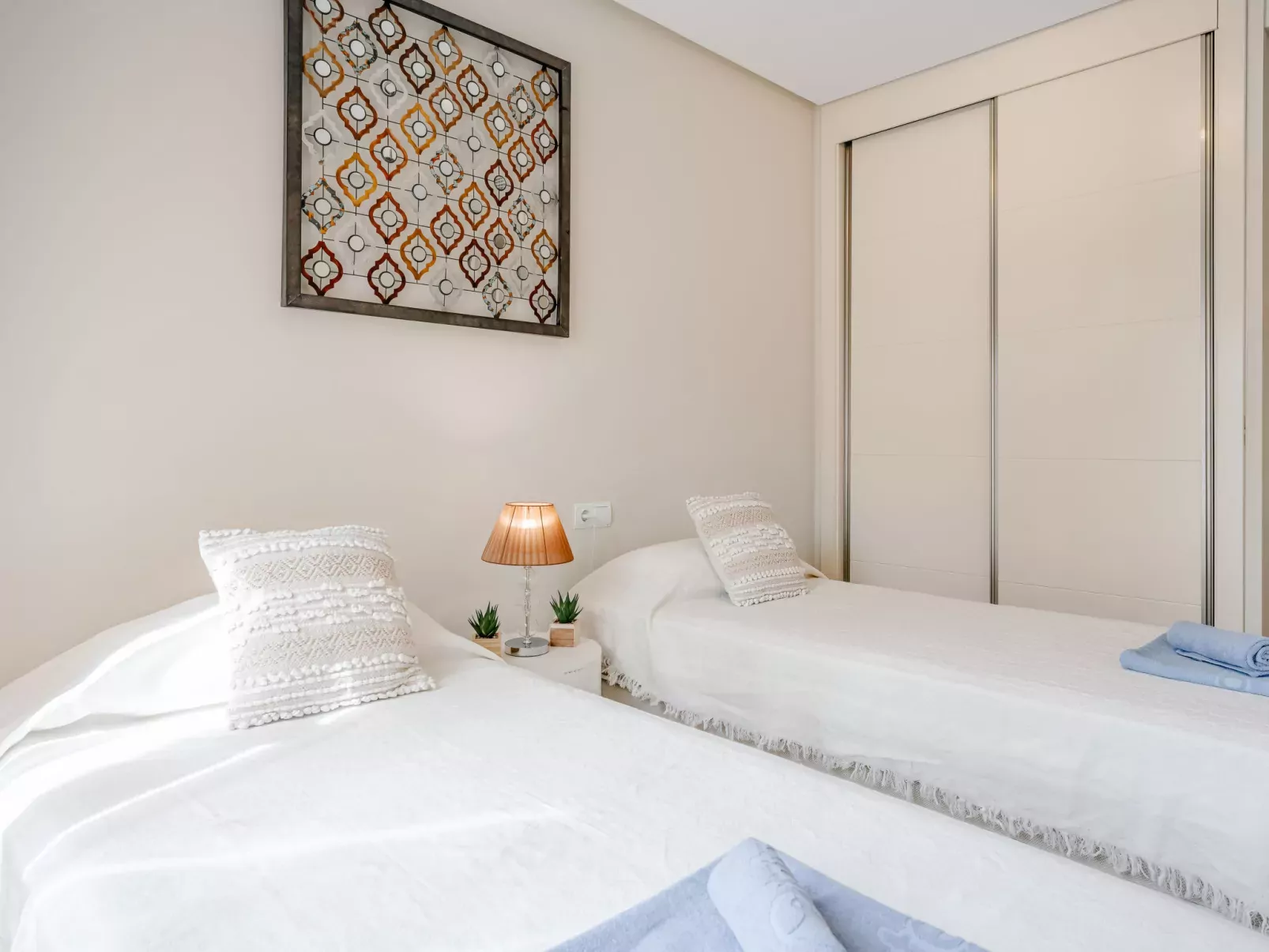 Marmara Luxury First Line-Inside
