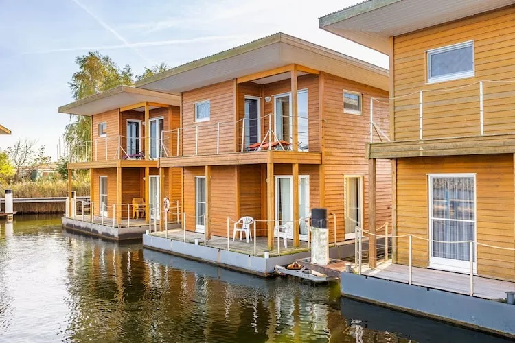 Floating House 2 - Classic / 6 Personen