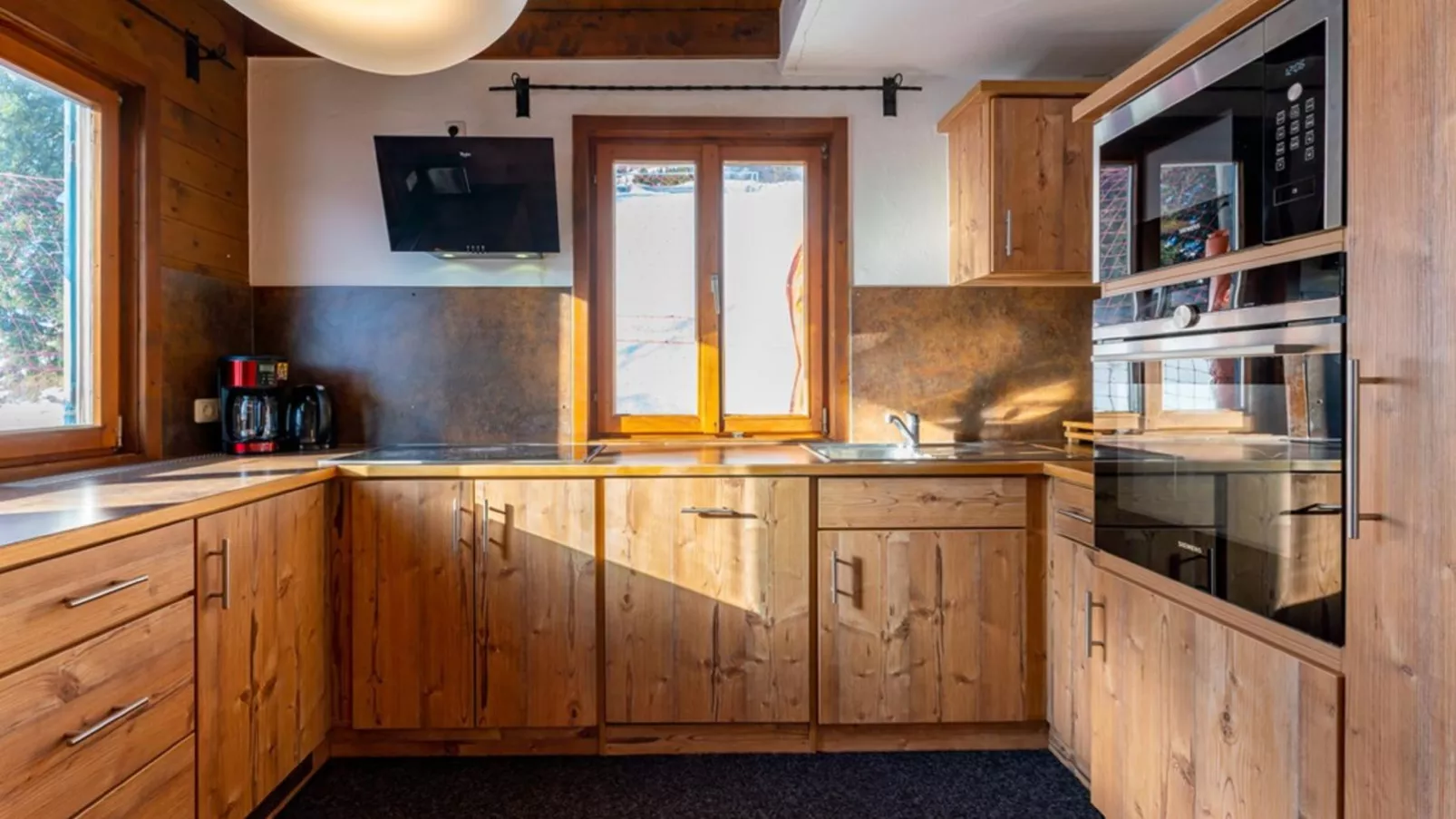 Chalet H Königsleiten-Kitchen