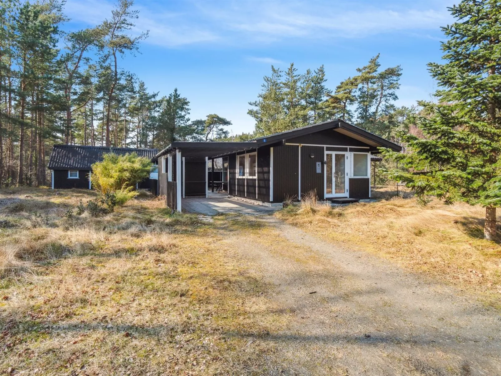 "Ahti" - 340m from the sea-Outside
