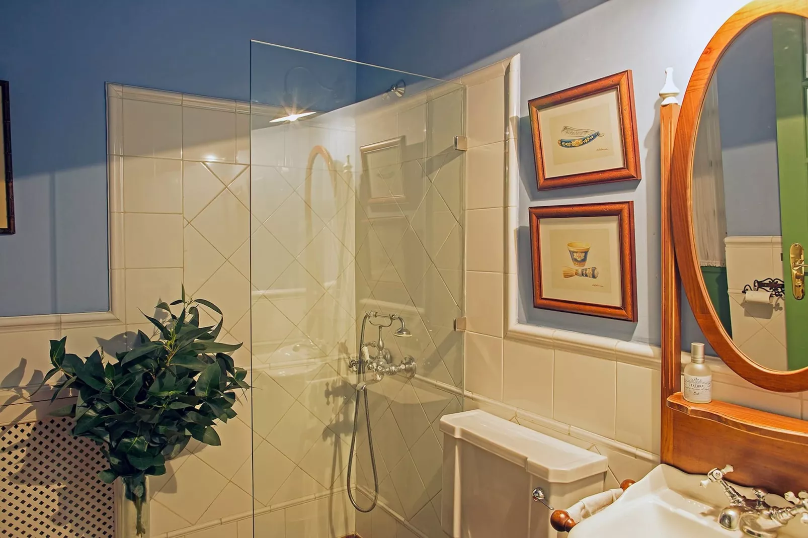 GC0149 Finca Cloty-Bathroom