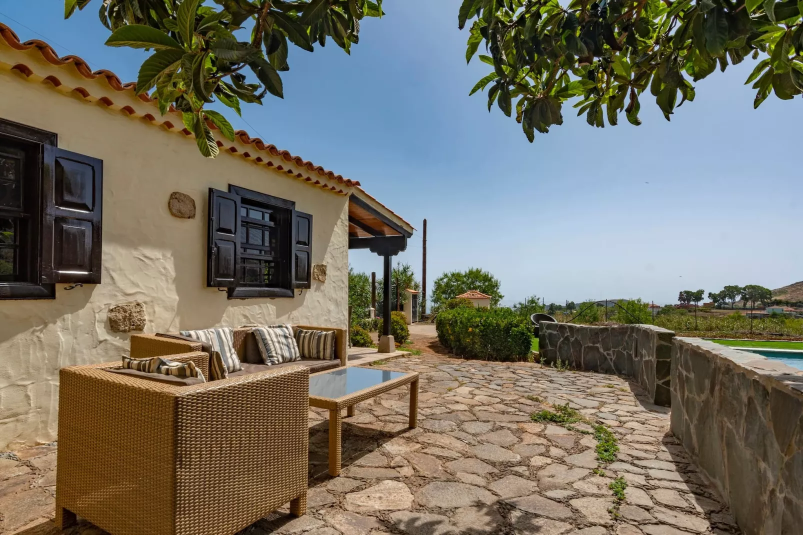 GC0143 Mi Perlita-Terrace balcony