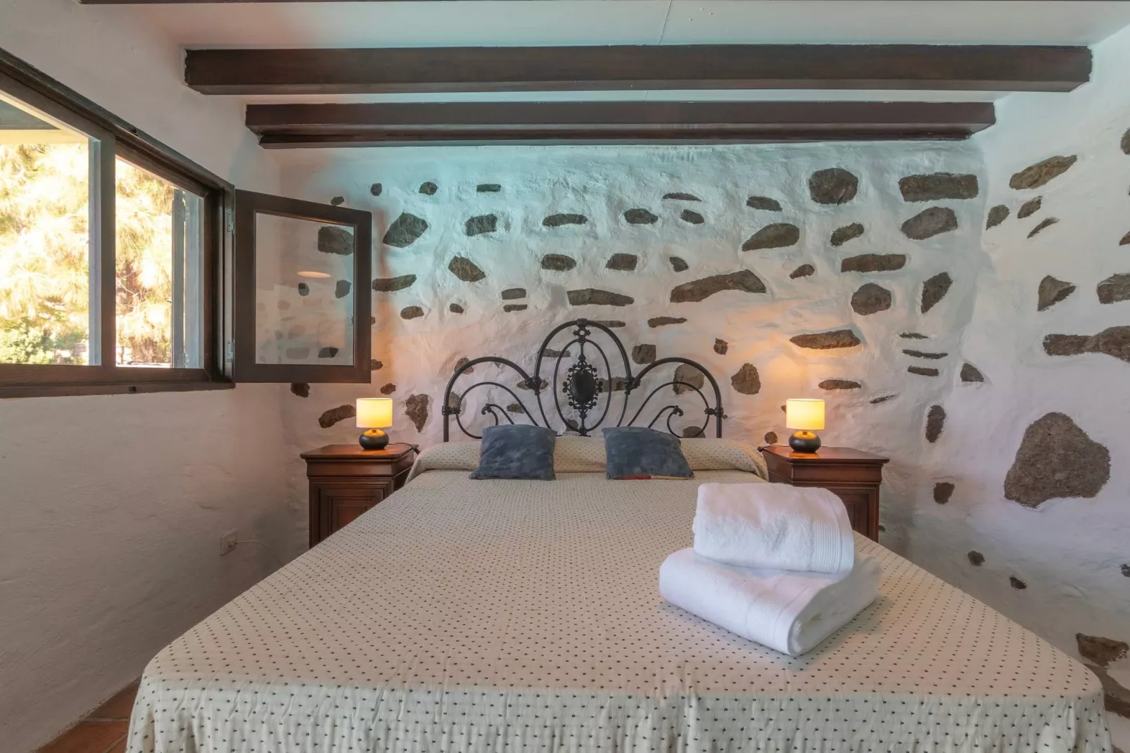 GC0369 Risco Alto-Bedroom