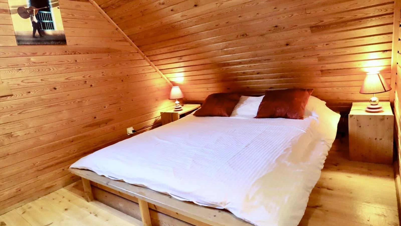 La Pomme de Pin-Bedroom