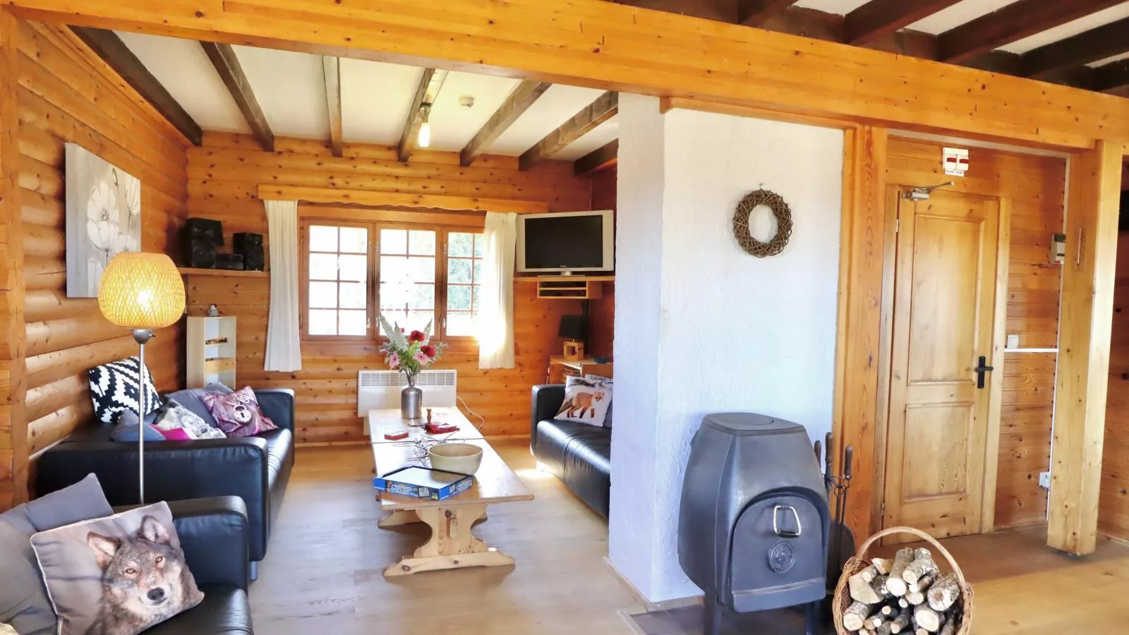 La Pomme de Pin-Living room