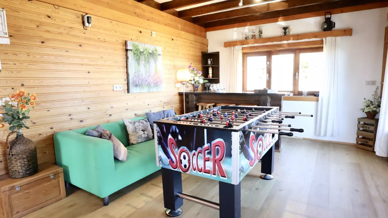 La Pomme de Pin-Recreation room