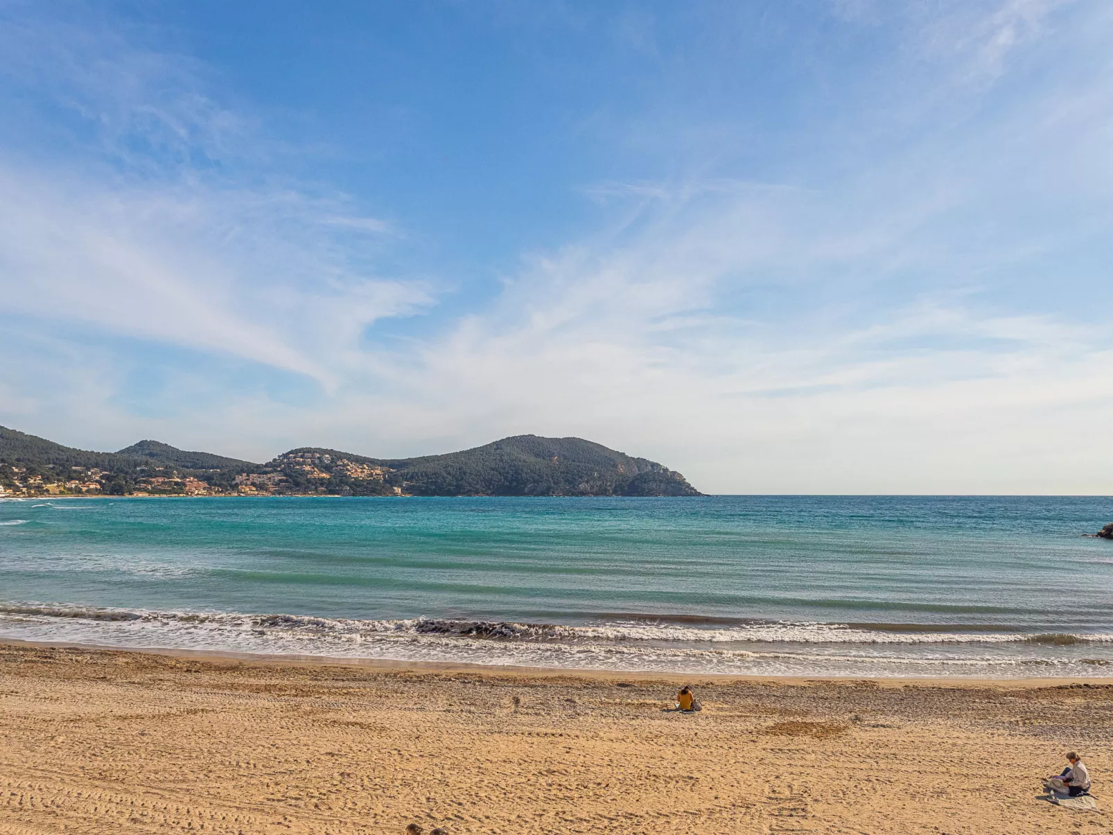 Baie des Lecques-Outside