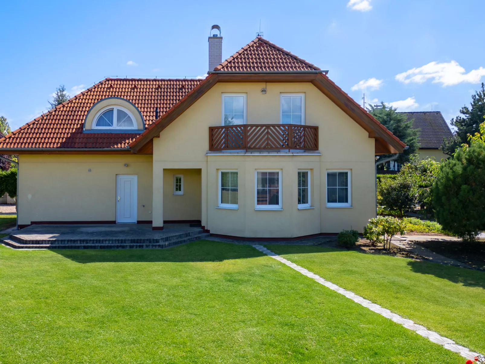 Pool & Garden Villa-Outside