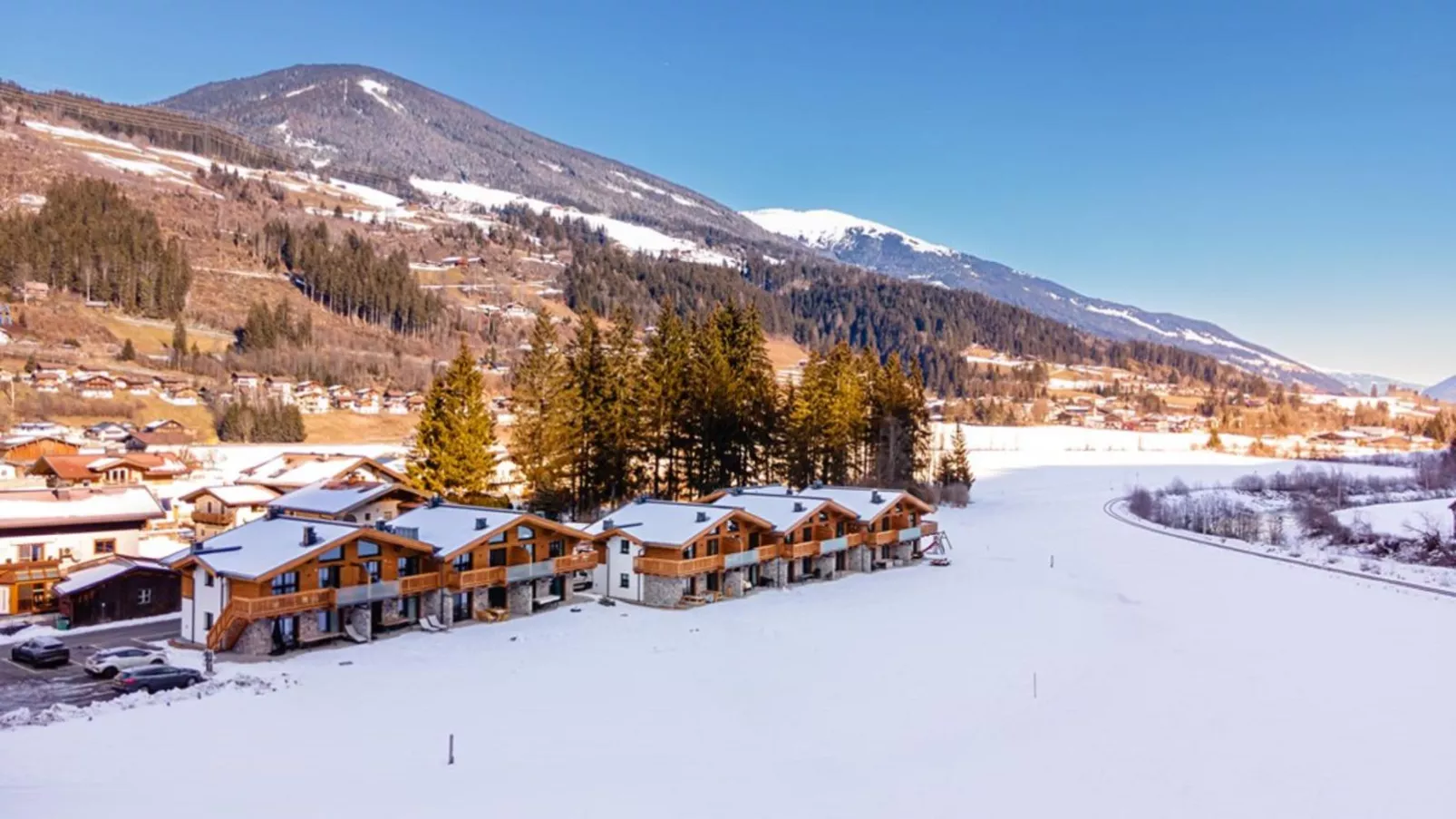 Pinzgau Lodge 1B-Exterior winter