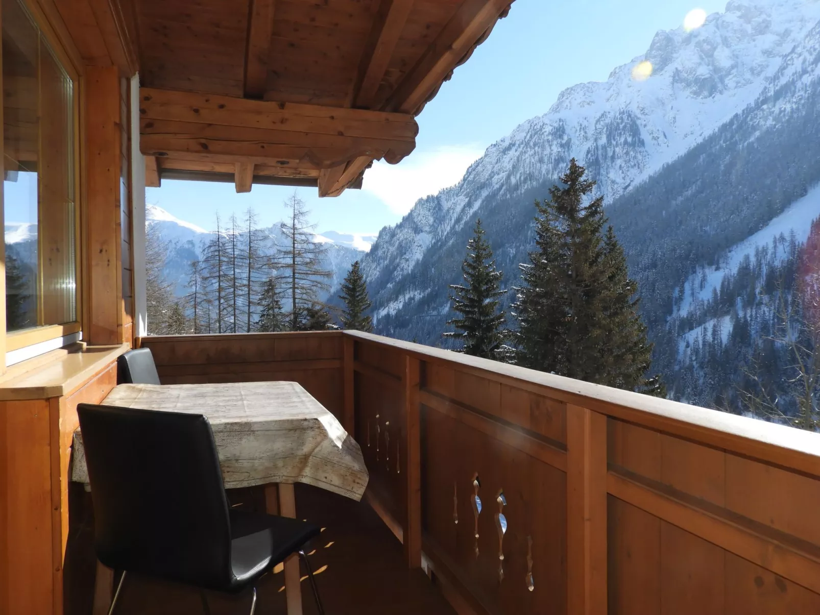 Piz Mundin-Outside