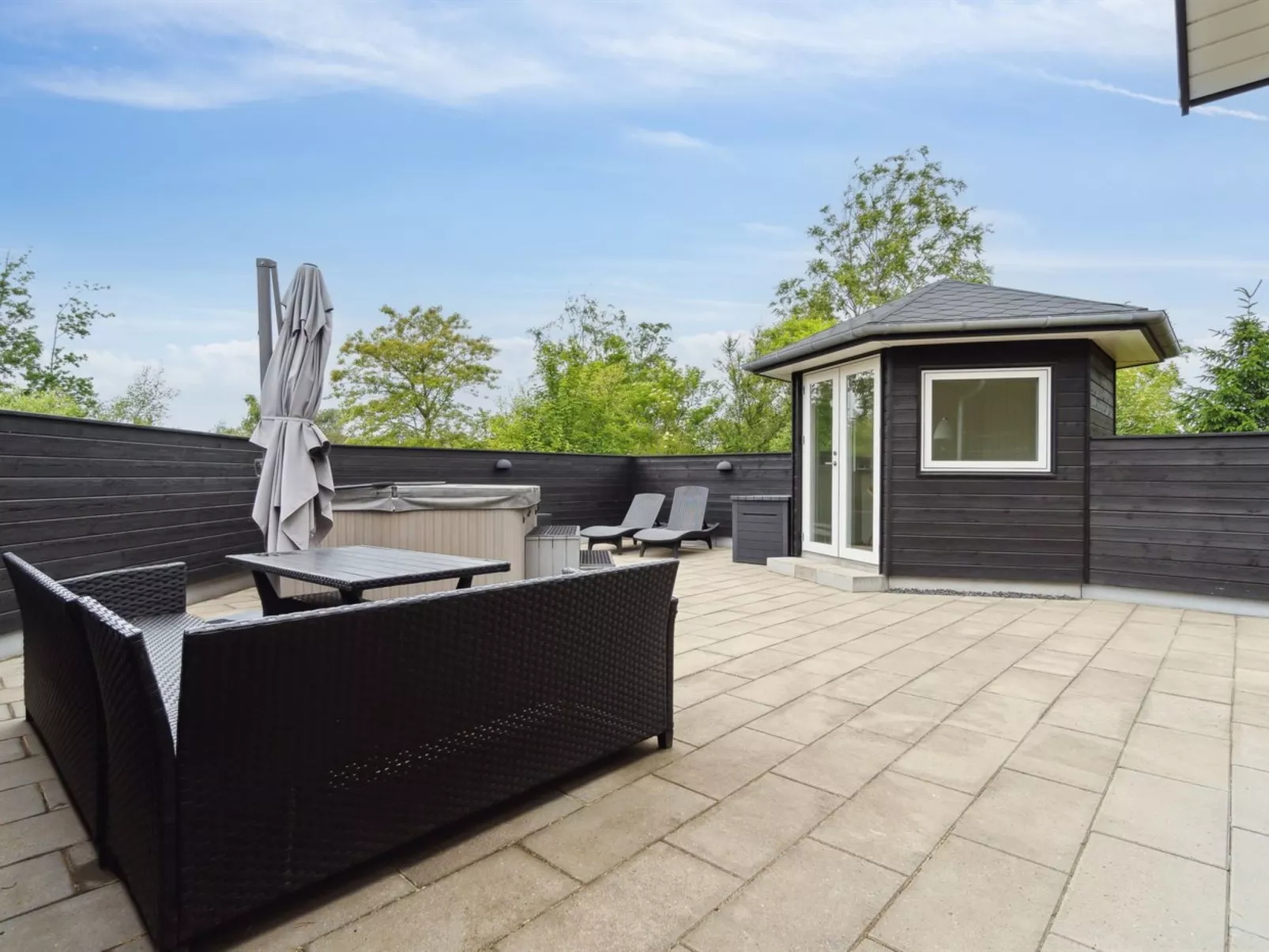 "Sunna" - 1.2km from the sea