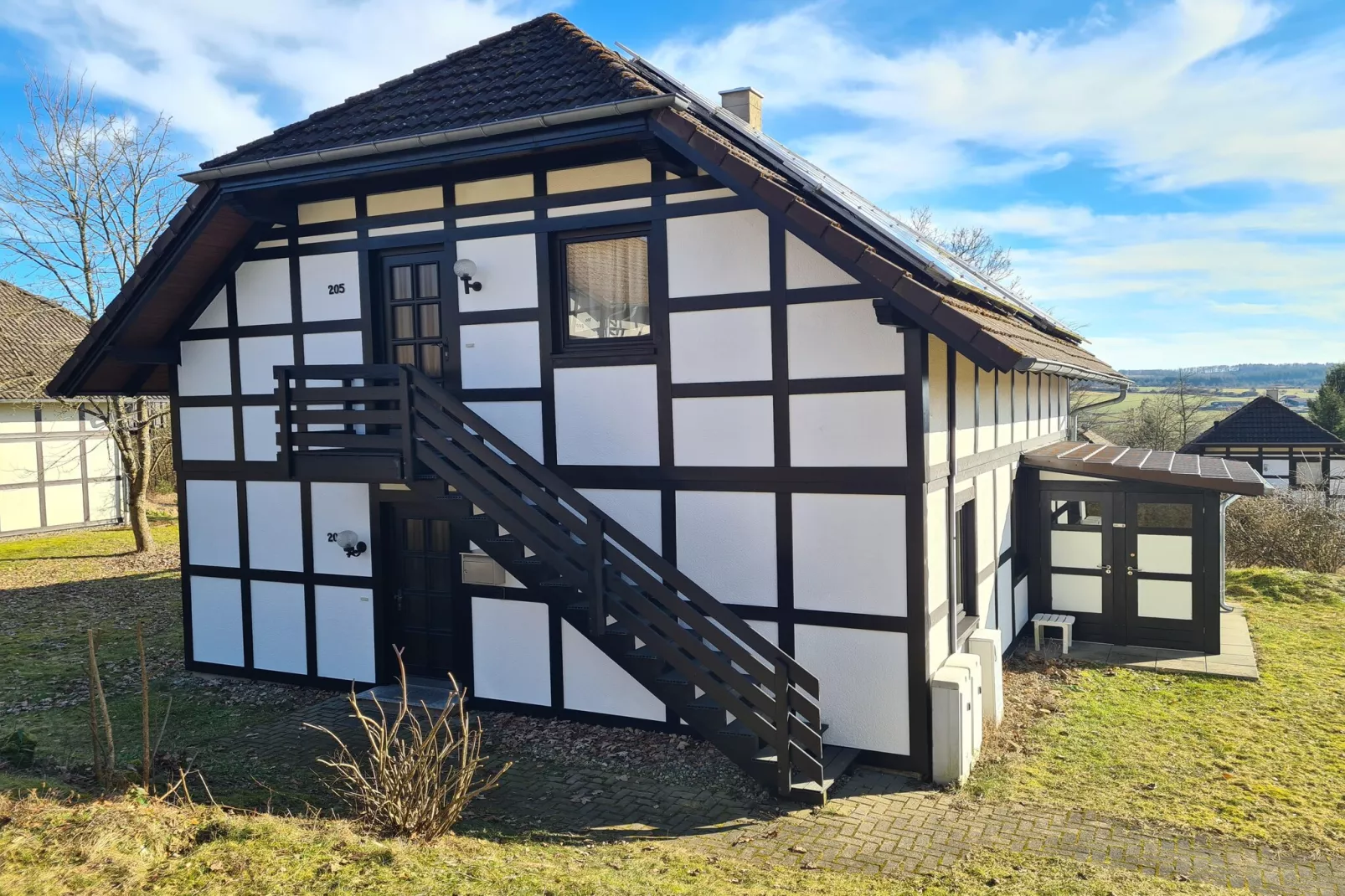 Am Sternberg-Exterior summer