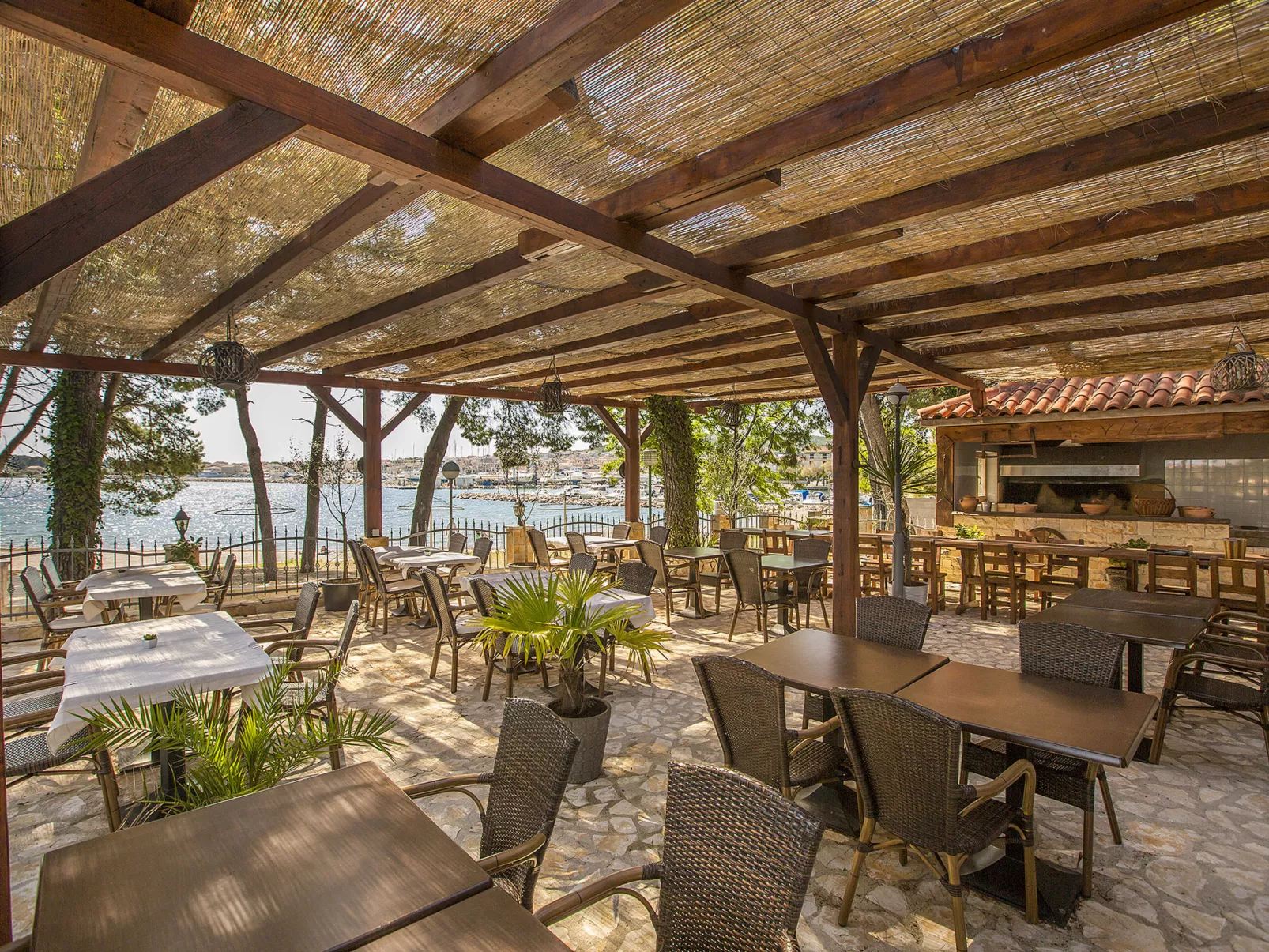 Matilde Beach Resort-Draußen