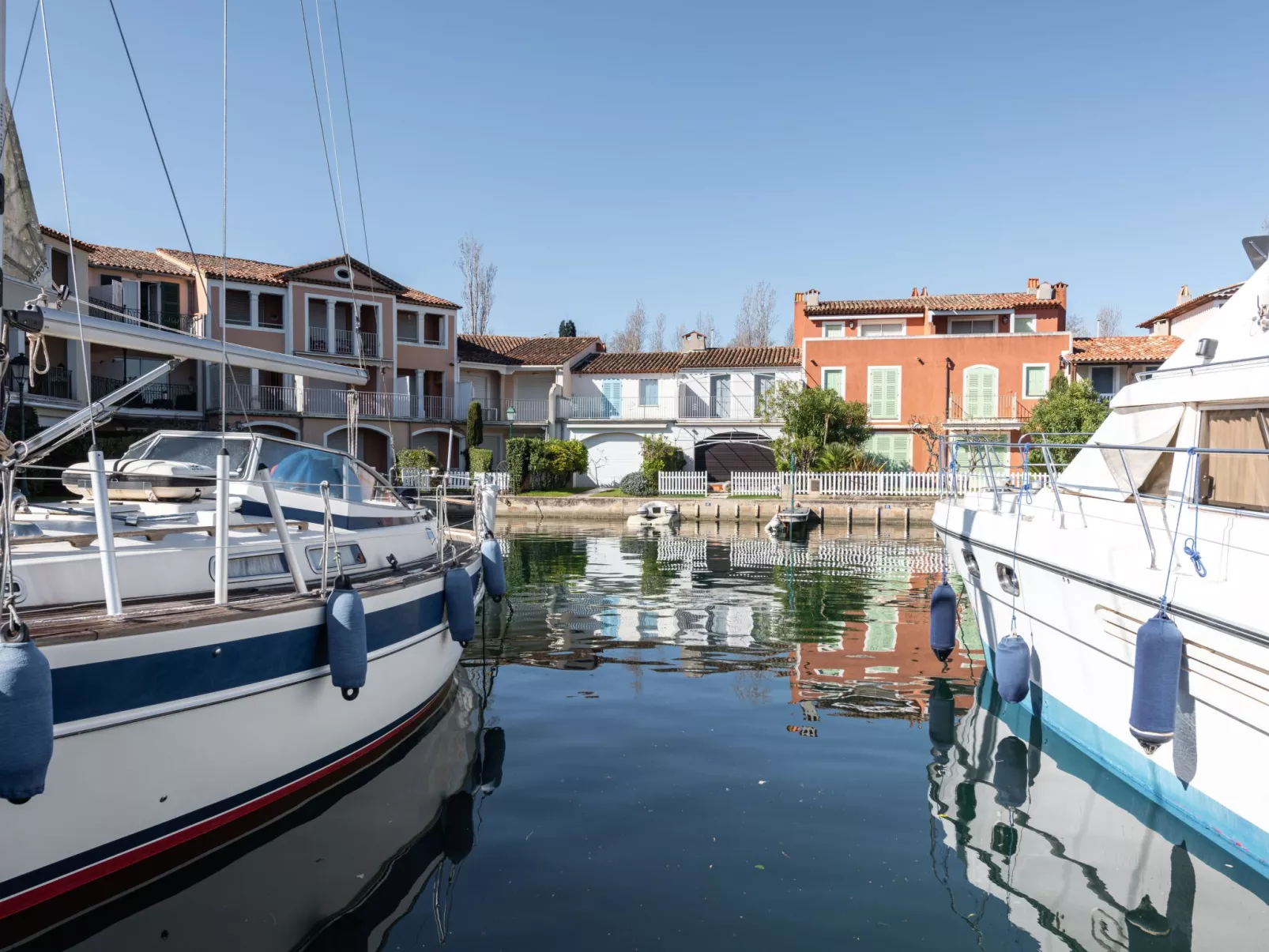 Grand Bassin-Dehors