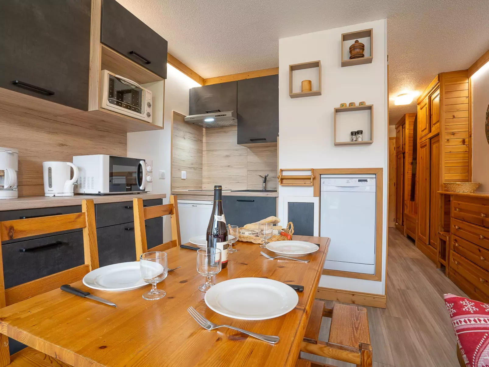 Asters 322 Bâtiment A1-Inside