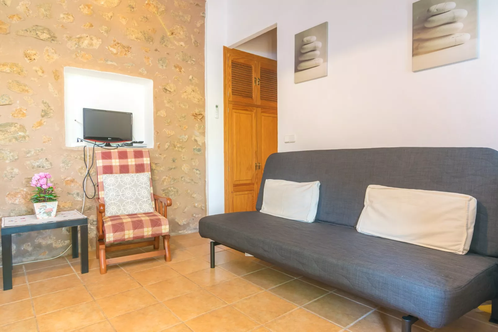 Can Fabiol - Adults Only-Living room