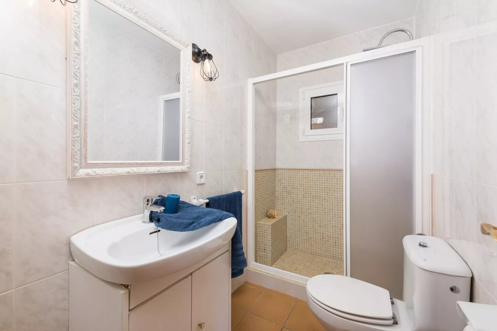 Can Gallu - Adults Only-Bathroom