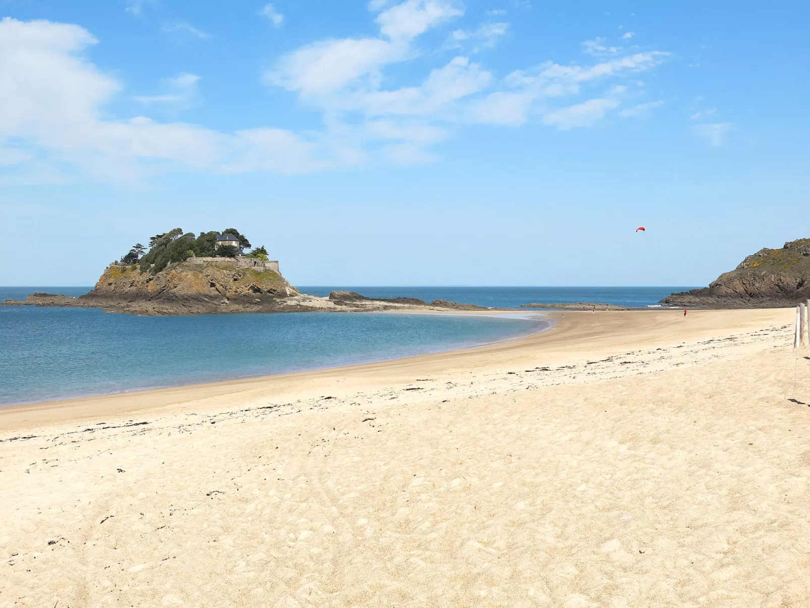 Côté Sud-Area