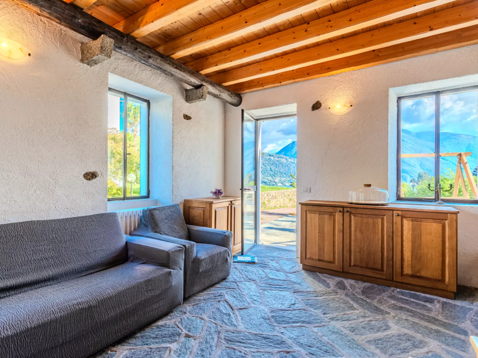 Casa di Sasso-Inside