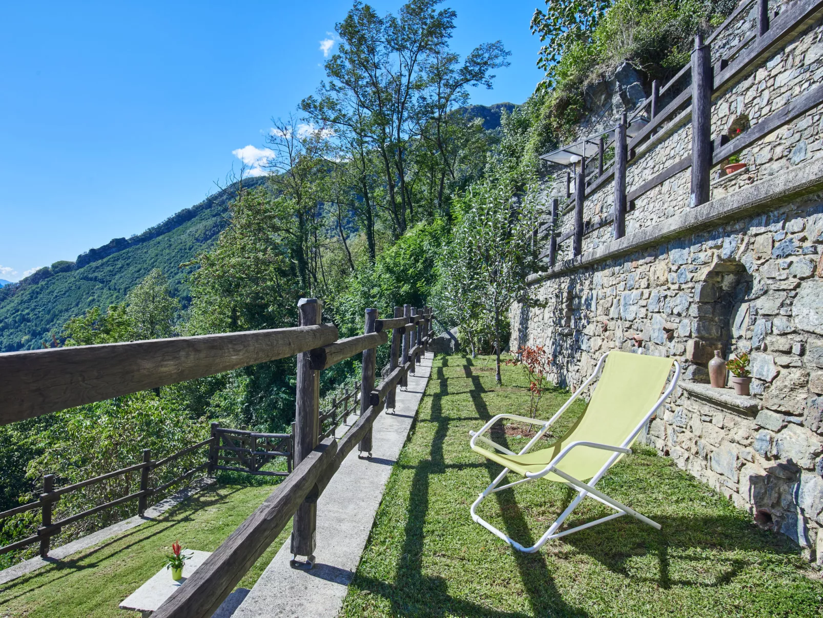 Residenza La Sassicaia-Outside