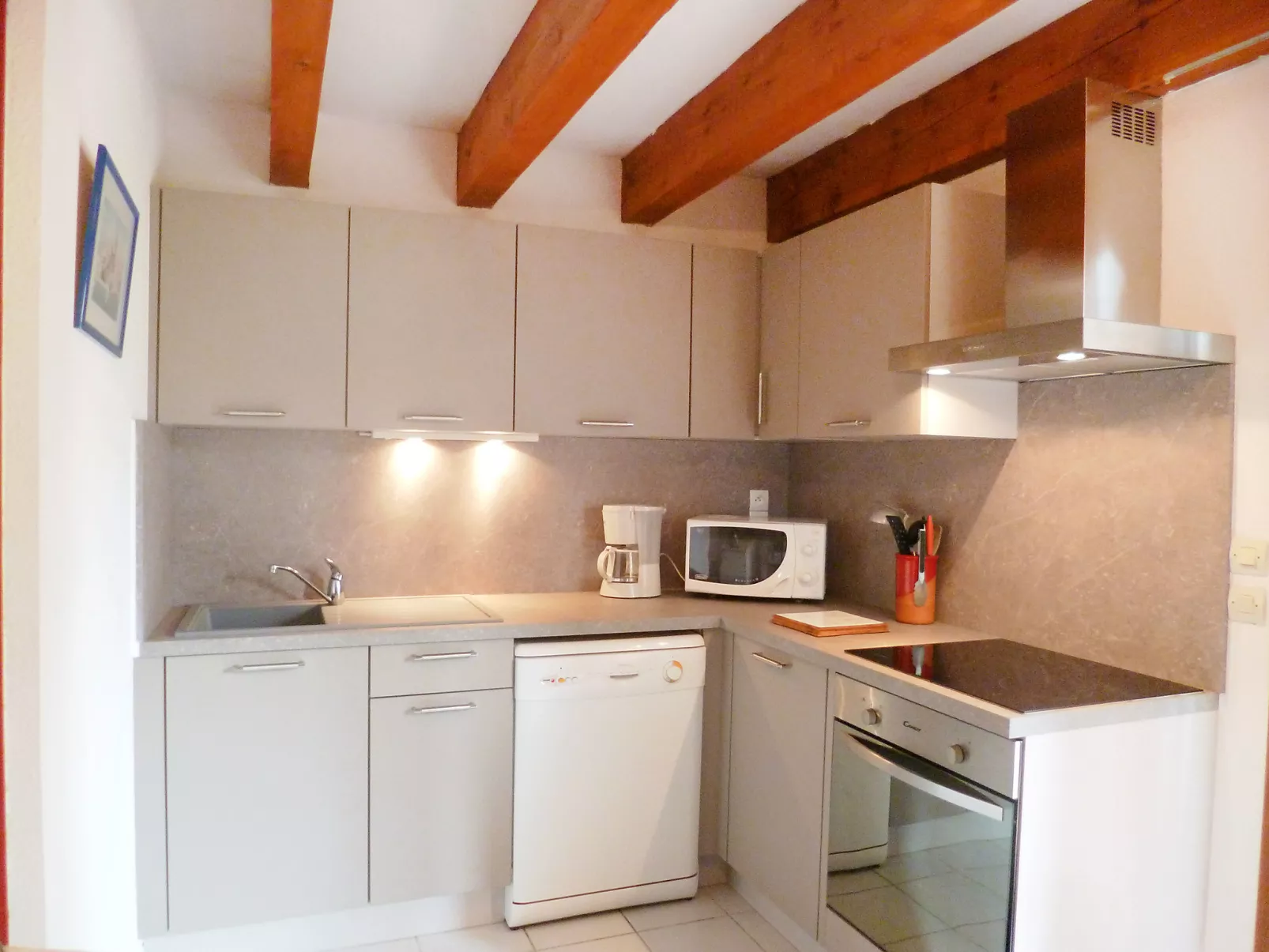 Le Hameau Catalan-Inside