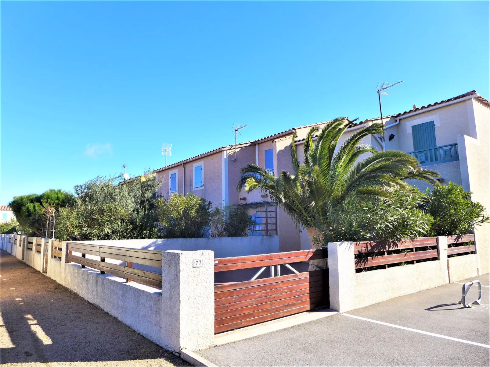 Les Jardins de la Clape-Outside