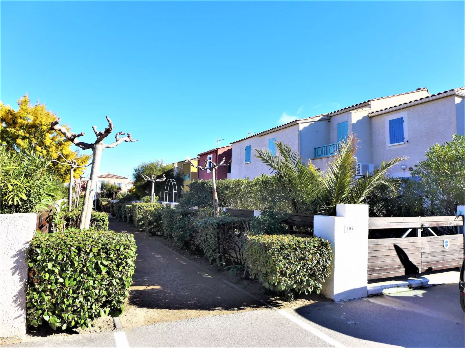 Les Jardins de la Clape-Outside