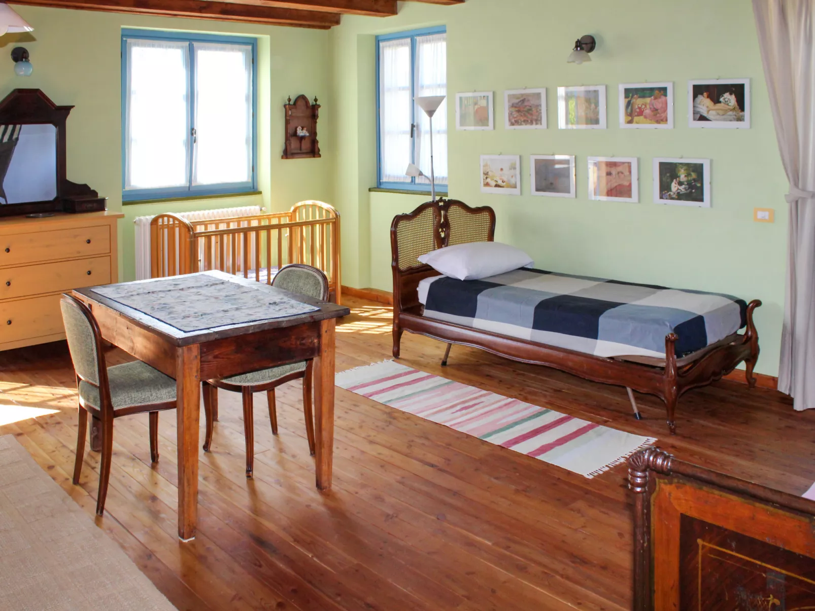 La Rovere-Inside