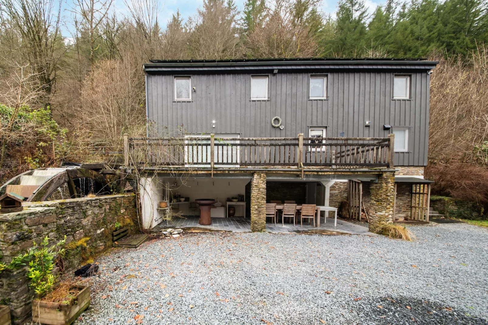 Le Moulin-Extérieur été
