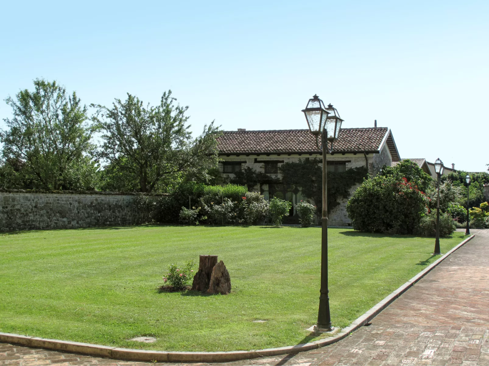 Domus Magna-Dehors